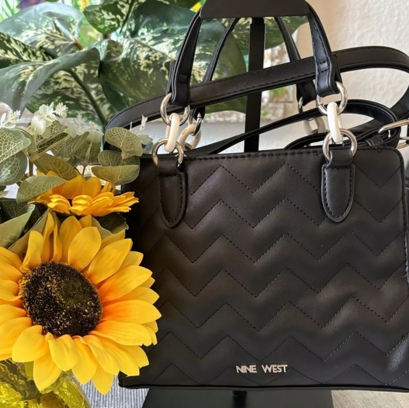 Vintage Nine West Bags - Set Of 2 - Picture 12 of 12